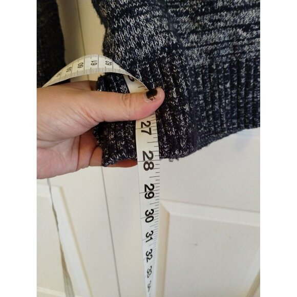 J.Crew Wool Blend dark blue and white turtle neck - Picture 5 of 6